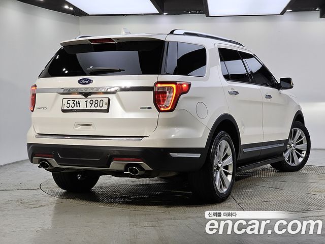 Ford Explorer 2.3 Limited 4WD 5th - фото 3