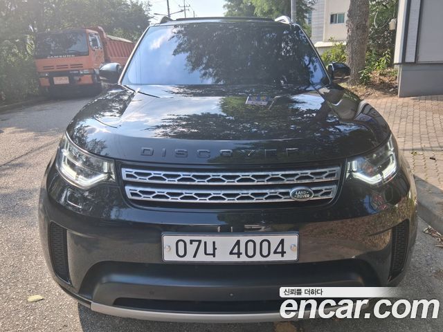 Land Rover Discovery 3.0 TD6 HSE Luxury - фото 0