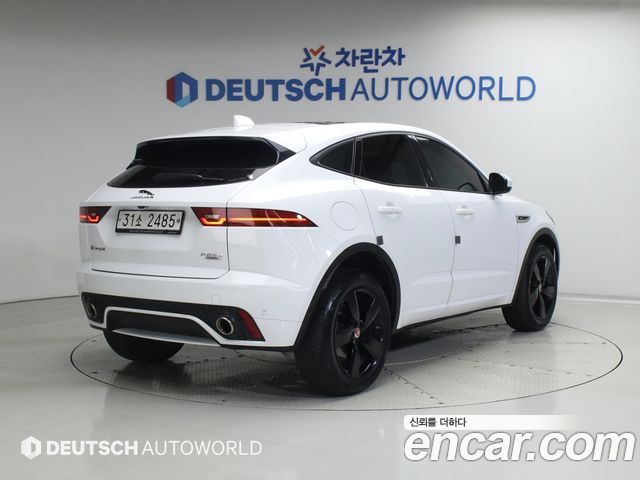 Jaguar E-PACE R250 R-Dynamic SE - фото 1