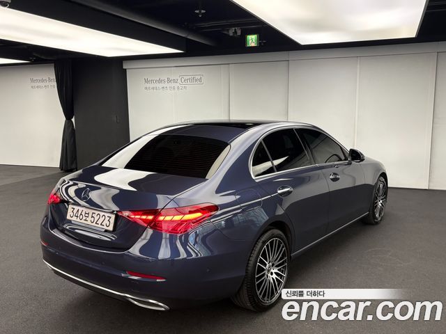 Mercedes-Benz C-Class W206 C200 Avantgarde - фото 2