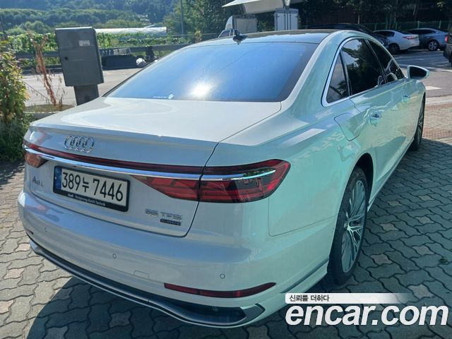 Audi A8 D5 55 TFSI Quattro Premium LWB - фото 3