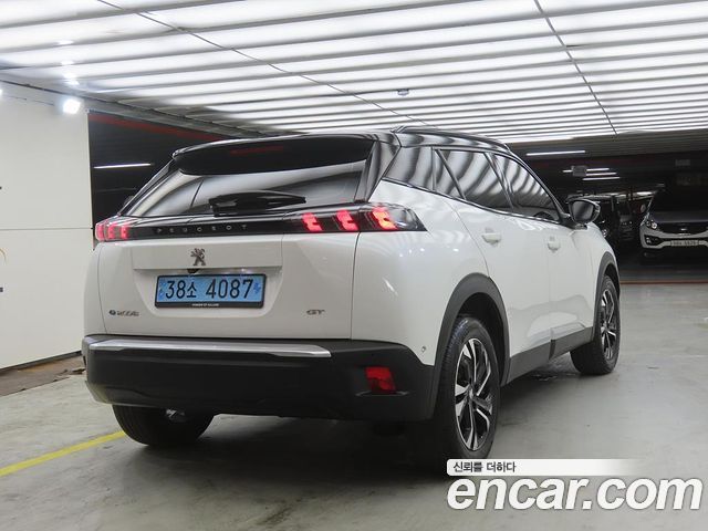 Peugeot 2008 2-го поколения EV GT - фото 3