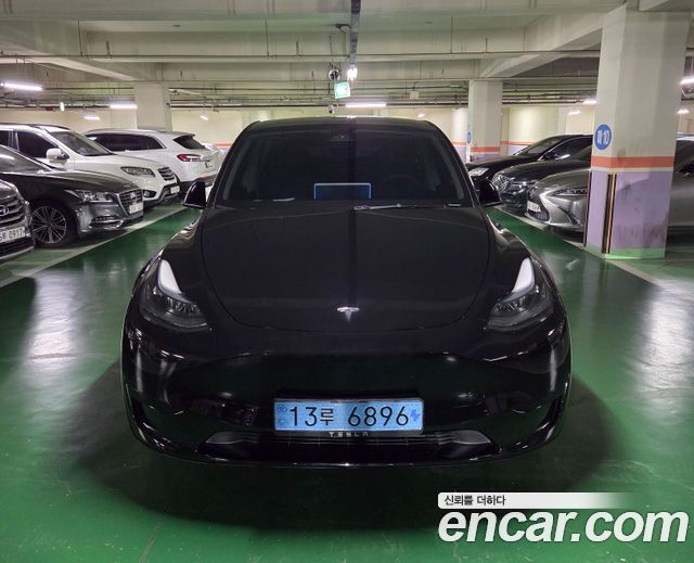 Tesla Model Y RWD - фото 2