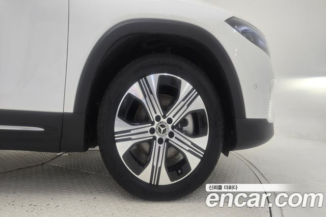 Mercedes-Benz EQB X243 EQB300 4MATIC - фото 4