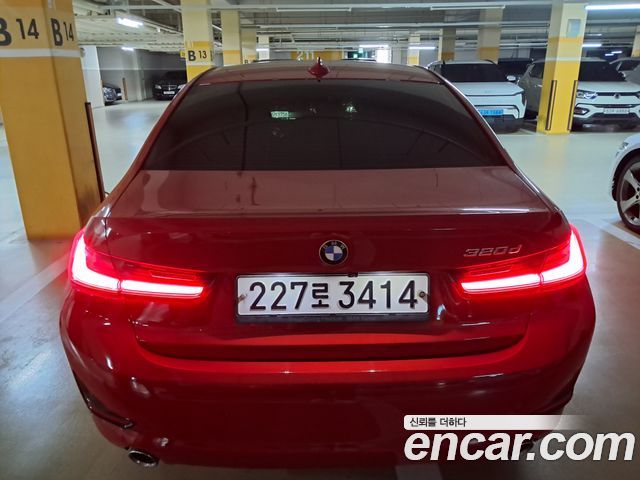 BMW 3 Series G20 320d - фото 1