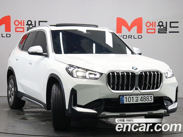 BMW X1 U11 xDrive 20i xLine - фото 2