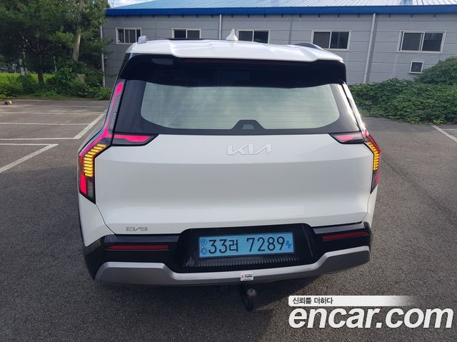 Kia EV9 Long Range 4WD Earth - фото 3
