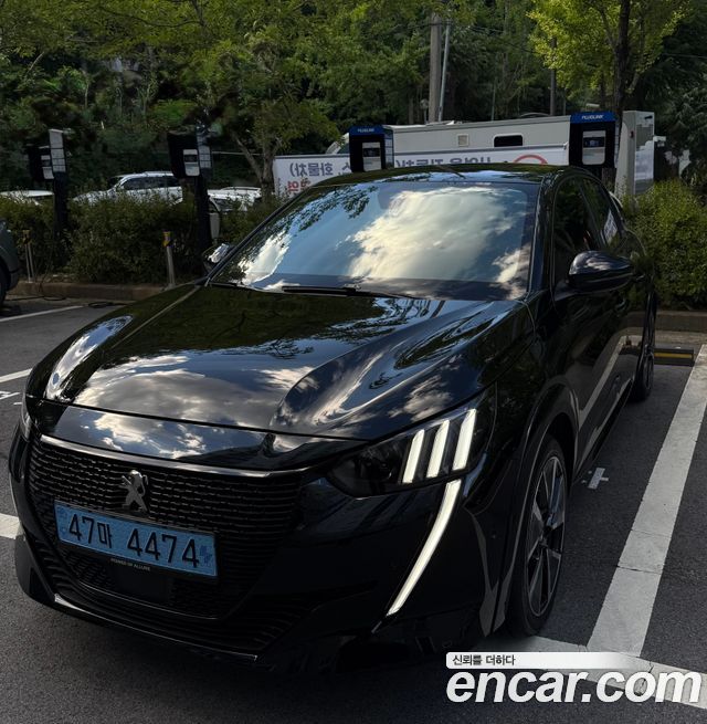 Peugeot 208 2-го поколения GT - фото 0