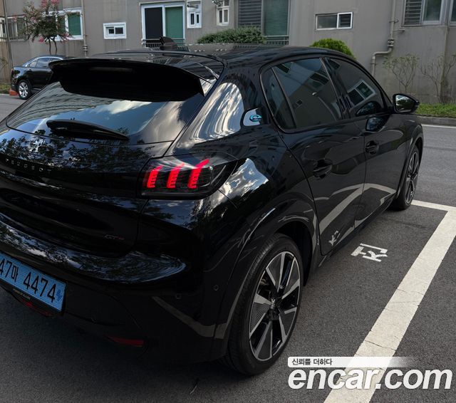 Peugeot 208 2-го поколения GT - фото 1