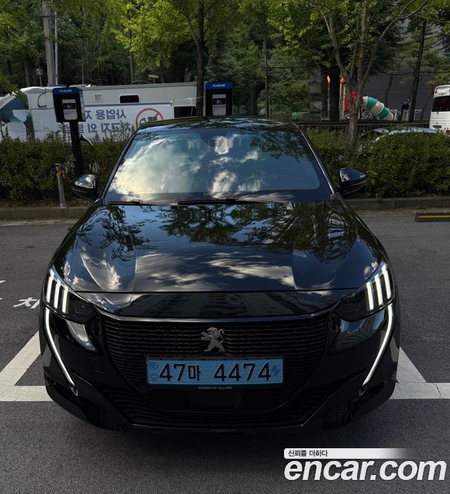 Peugeot 208 2-го поколения GT - фото 2