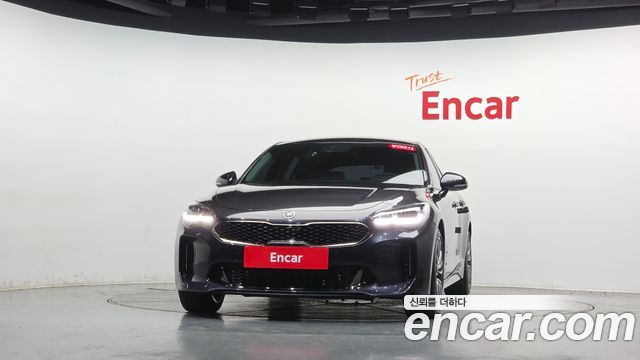 Kia Stinger 2.0 Turbo 2WD Platinum - фото 2