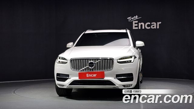 Volvo XC90 2-го поколения D5 Inscription - фото 2