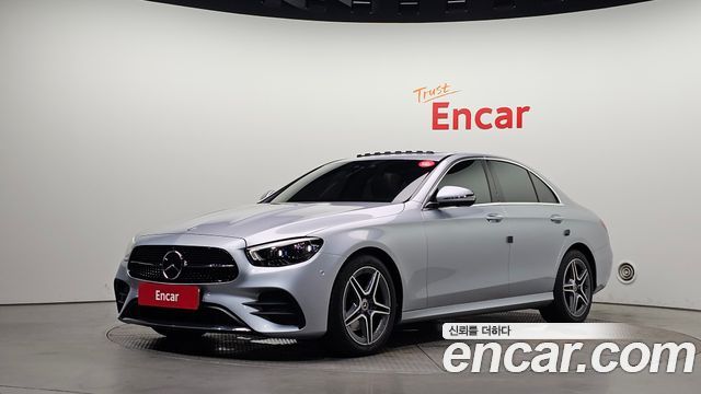 Mercedes-Benz E-Class W213 E250 AMG Line - фото 0