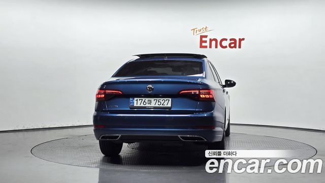 Volkswagen Jetta 7-го поколения 1.4 TSI Prestige - фото 3