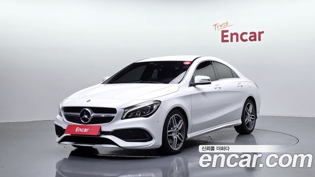 Mercedes-Benz CLA-Class C117 CLA220 AMG Line - фото 0