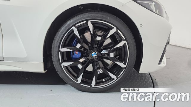 BMW 4 Series G22 420i M Sport Convertible - фото 3