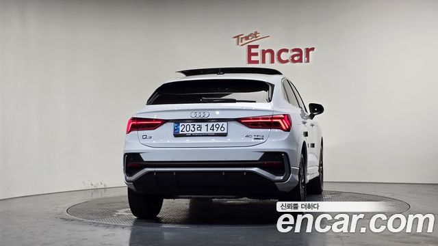 Audi Q3 F3 40 TFSI Quattro Premium Sport Back - фото 3