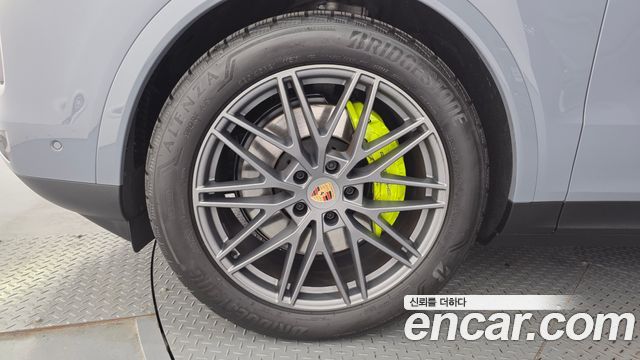 Porsche Cayenne PO536 3.0 E-Hybrid - фото 4