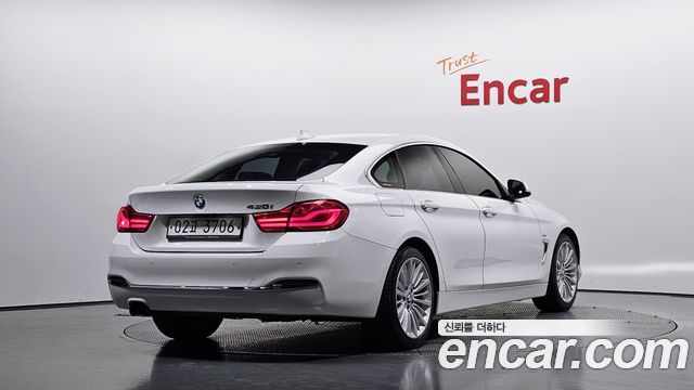 BMW 4 Series F32 420i Luxury GranCoupe - фото 1