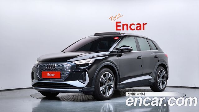 Audi Q4 e-Tron F4 40 Premium - фото 0