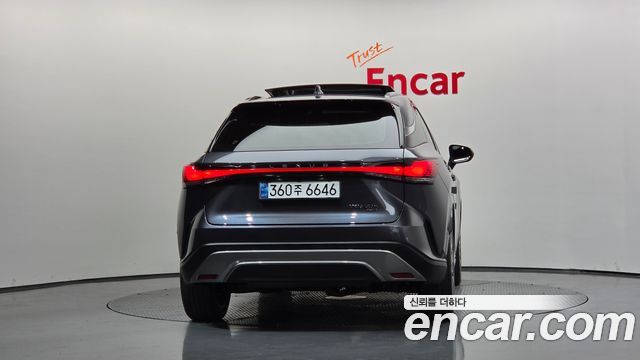 Lexus RX 350h 5-го поколения Luxury - фото 3