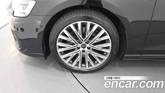 Audi A8 D5 55 TFSI Quattro Premium LWB - фото 4