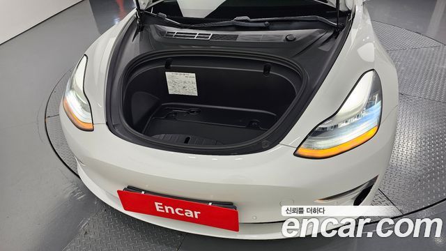 Tesla Model 3 Long Range AWD - фото 4