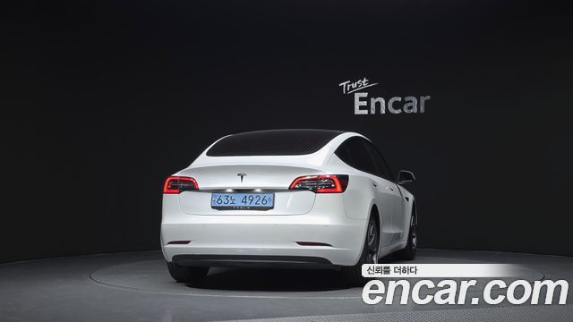 Tesla Model 3 Standard Range Plue RWD - фото 3