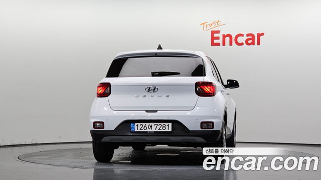 Hyundai Venue 1.6 Modern Plus - фото 3
