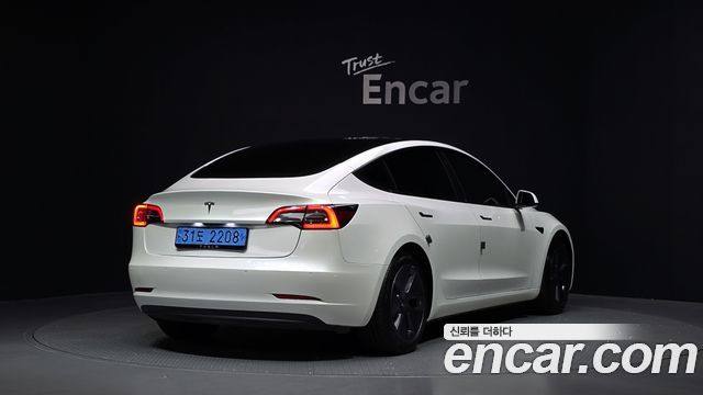 Tesla Model 3 RWD - фото 1