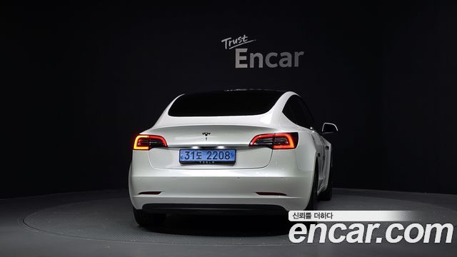 Tesla Model 3 RWD - фото 3