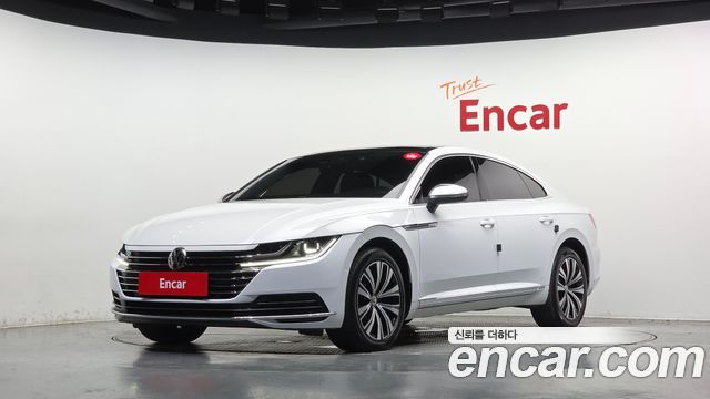 Volkswagen Arteon 2.0 TDI Premium - фото 0