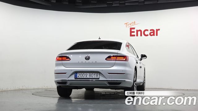 Volkswagen Arteon 2.0 TDI Premium - фото 3
