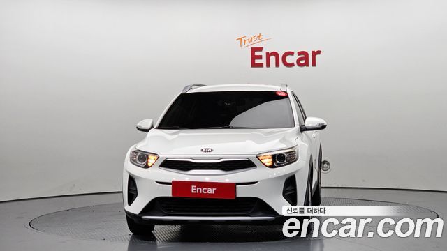 Kia Stonic 1.4 Deluxe - фото 2