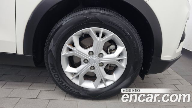 SsangYong Tivoli Gasoline 1.5 2WD V3 - фото 4