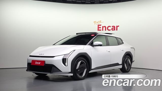 Kia EV4 Long Range 2WD Earth - фото 0