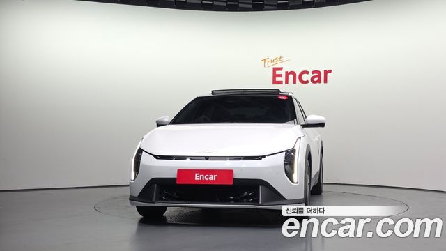 Kia EV4 Long Range 2WD Earth - фото 2