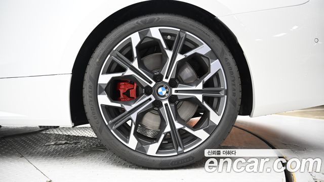 BMW 4 Series G22 M440i xDrive Pro Online Exclusive Coupe - фото 4