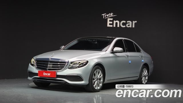 Mercedes-Benz E-Class W213 E300 4MATIC Exclusive - фото 0