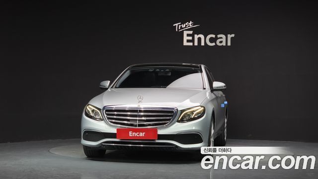Mercedes-Benz E-Class W213 E300 4MATIC Exclusive - фото 2