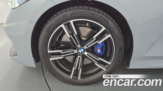 BMW 3 Series G20 320i M Sport - фото 4