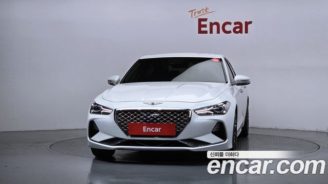 Genesis G70 2.0T Elite - фото 2