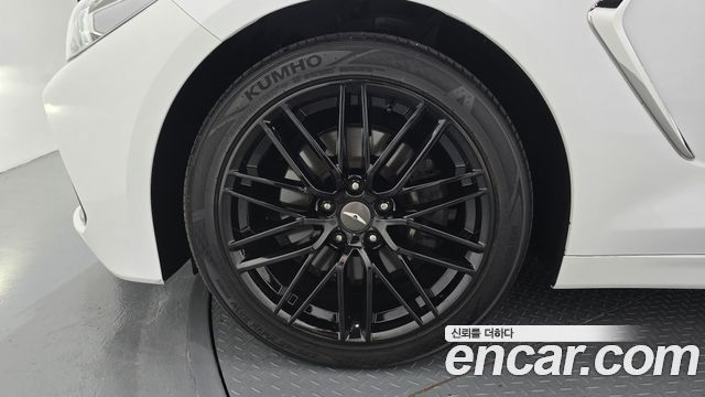 Genesis G70 2.0T Elite - фото 4