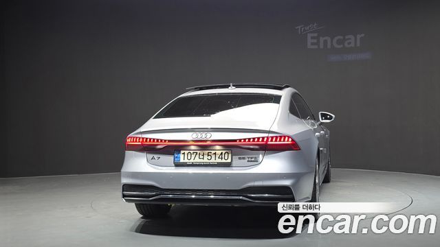 Audi A7 55 TFSI Quattro Premium - фото 3