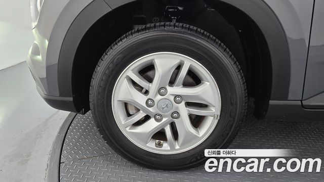 Hyundai Venue 1,6 Premium - фото 4