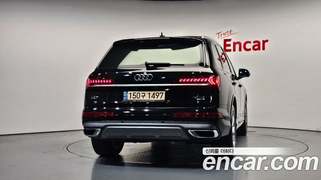 Audi Q7 45 TDI Quattro Premium - фото 3
