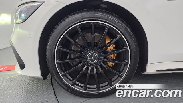 Mercedes-Benz AMG GT 4Door 43 4MATIC+ - фото 4