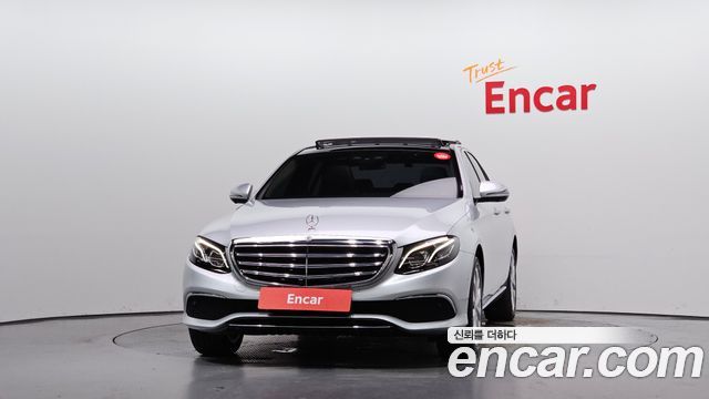 Mercedes-Benz E-Class W213 E300 Exclusive - фото 2