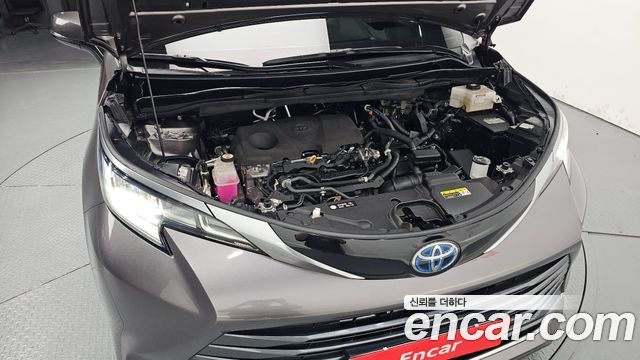 Toyota Sienna 4-го поколения 2.5 Hybrid 2WD - фото 4