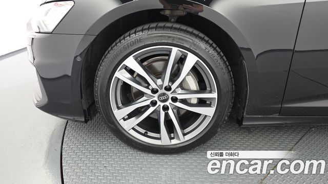 Audi A6 C8 45 TFSI Premium - фото 4